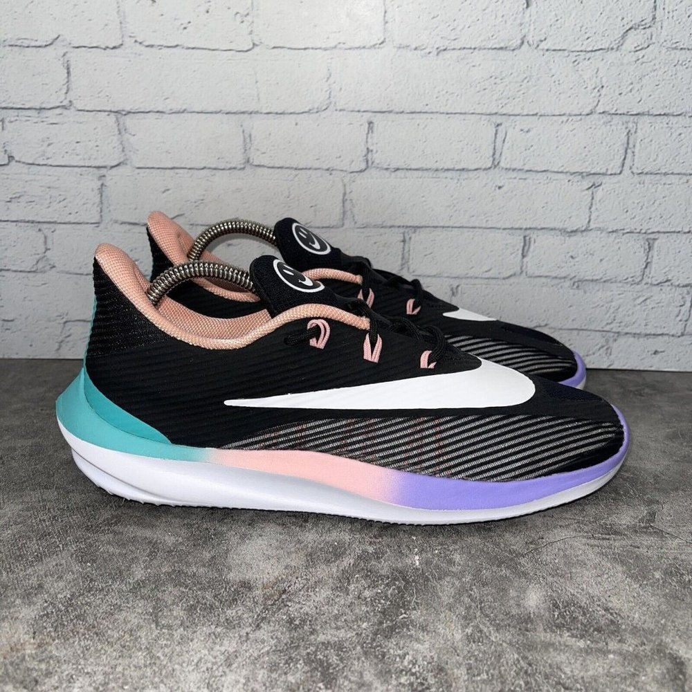 Nike Black Sneakers Sleek Design